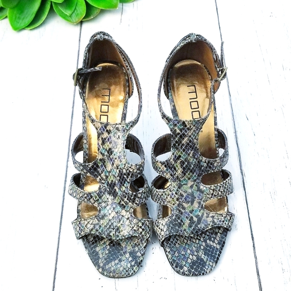 Moda Spana Leather Python Snake Skin Heels |SZ•7